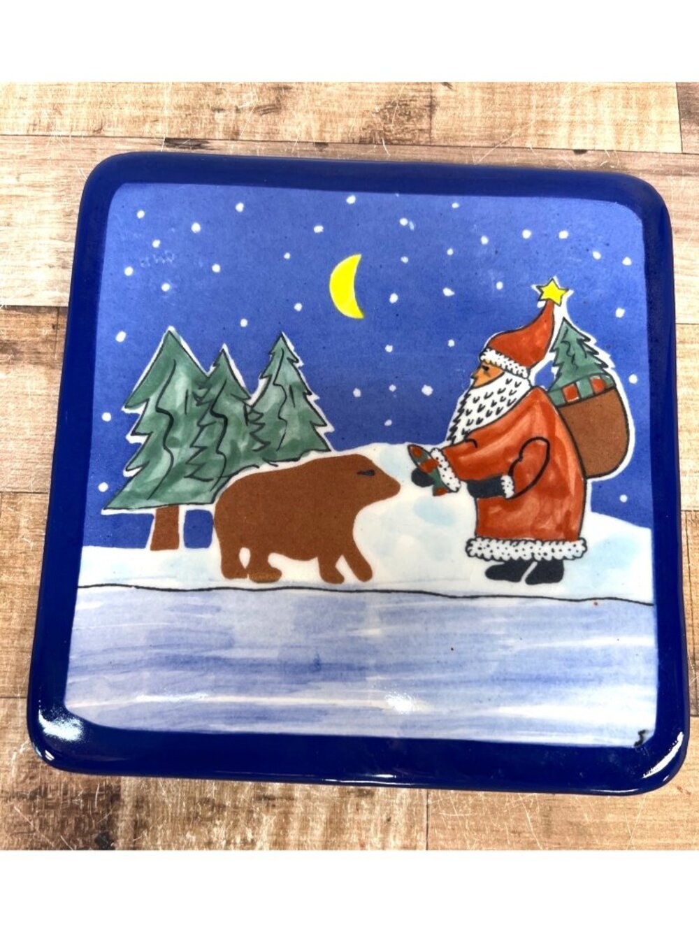 Mesa International hand-painted ceramic holiday trivet